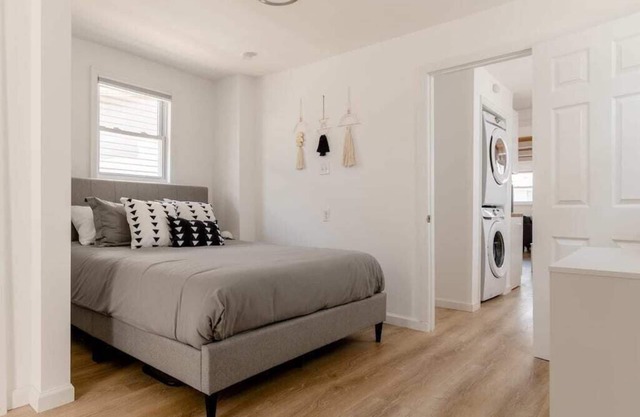 HOT TUB Private Home NYC Beach House