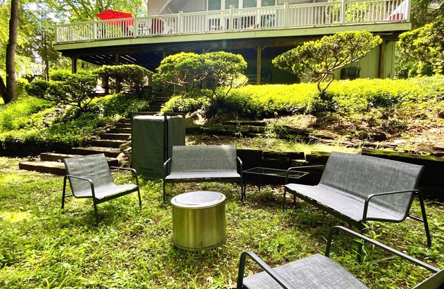 -Hot Tub- @ Retreat near Gettysburg & Liberty Mtn Resort