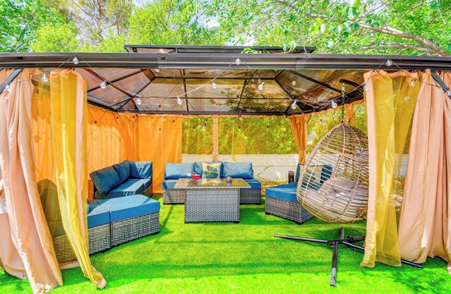 Hot Tub & Sauna: Dewey Getaway w/Community Perks