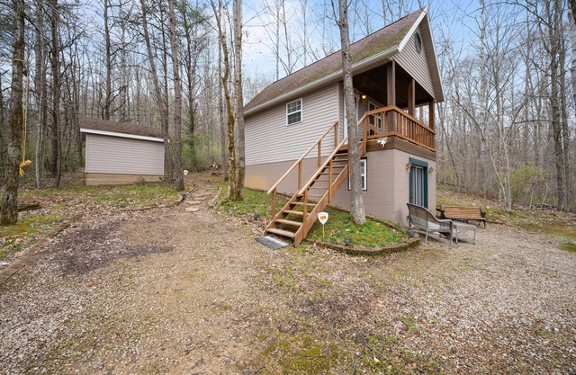 HOT TUB! Tiny Home Fire Pit! Pet Friendly on 5 Acres of Seclusion!