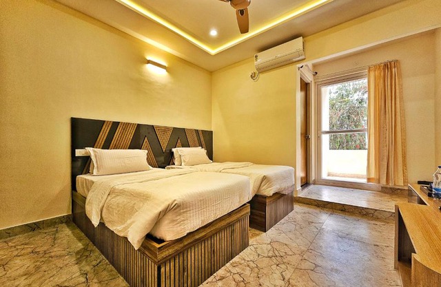 Hotel Aaryan Comforts - Peenya