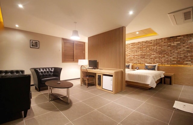 HOTEL Able