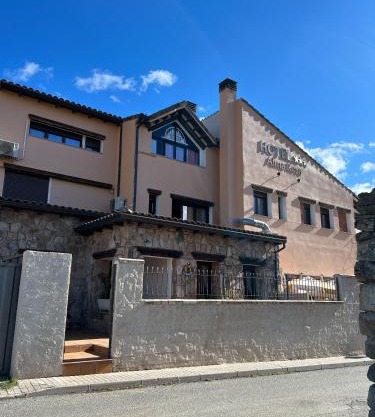 Hotel Alma Rosa