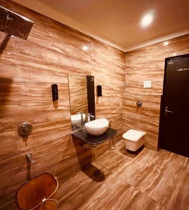 Hotel Aura Residency, A Four Star Luxury Hotel & Resort, Haridwar