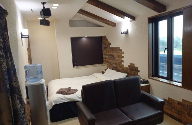 HOTEL C-PLUS - Adults Only