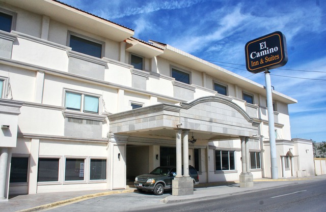 Hotel El Camino Inn & Suites