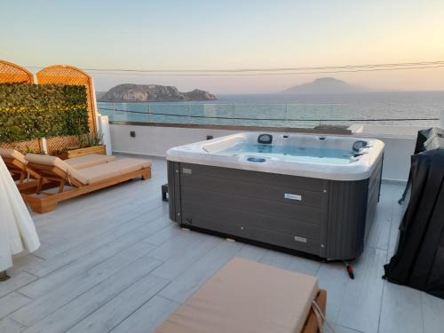 Hotel Finiki View