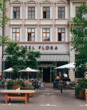 Hotel Flora
