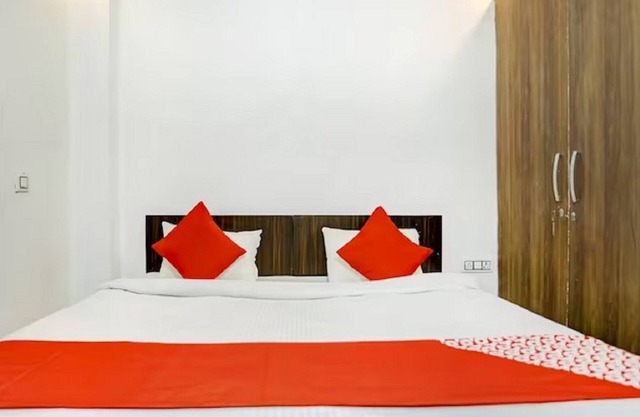 Hotel Golden Inn