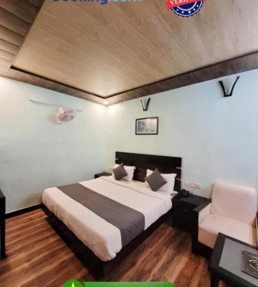 Hotel Hidden Chalet Nainital Near Mall Road - Luxury Room - Excellent Customer Service