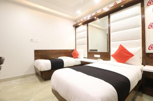 Hotel Kabir Palace near connaught place