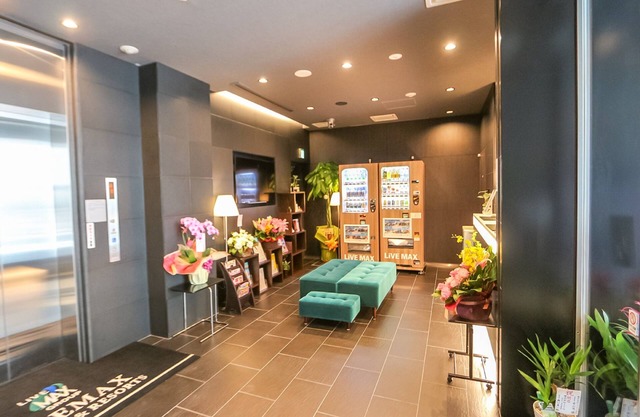 Hotel Livemax Takadano Baba Station Square