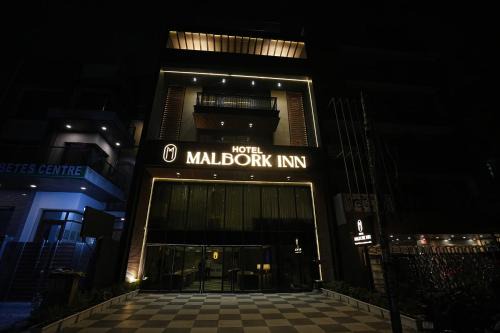 Hotel Malbork Inn - Dilli Haat, Janakpuri