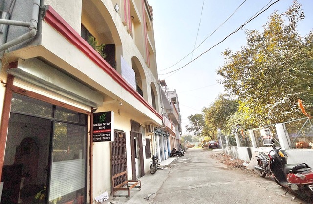 Hotel Mera Stay Inn