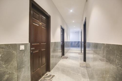 Hotel O Ravi & Banquet