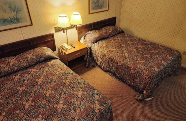 Hotel O Relax Inn Lewisburg near I-64
