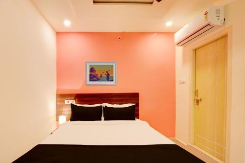 Hotel O S L N Grand