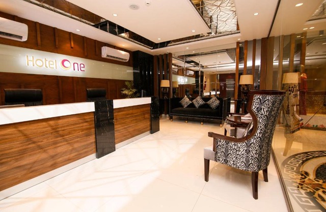 Hotel One Rahim Yar Khan Club Road