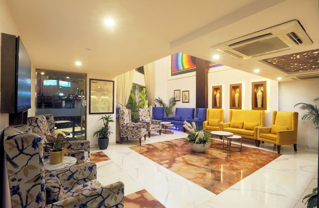 Hotel Oxmo Delhi Airport