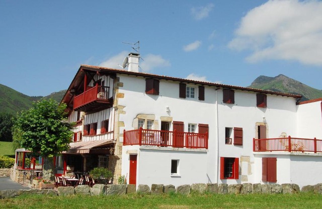 Hotel Pikassaria
