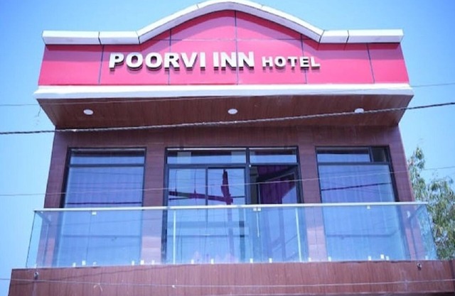 Hotel Poorvi Inn with WiFi, AC near Jain Temples, Khajuraho