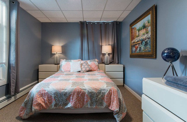 Hotel Quality and Confy, close to the beach, sleeps 6