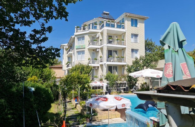 Hotel Rai