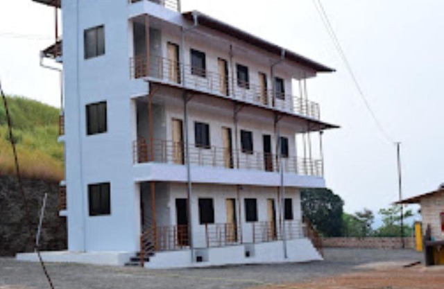 Hotel Raigad Farm House 2 pacad