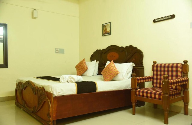 Hotel Raja Palace