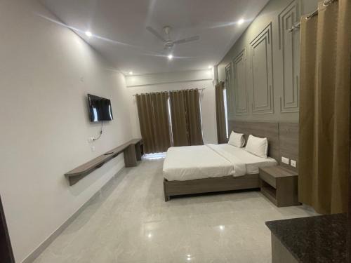 Hotel Royal Residency