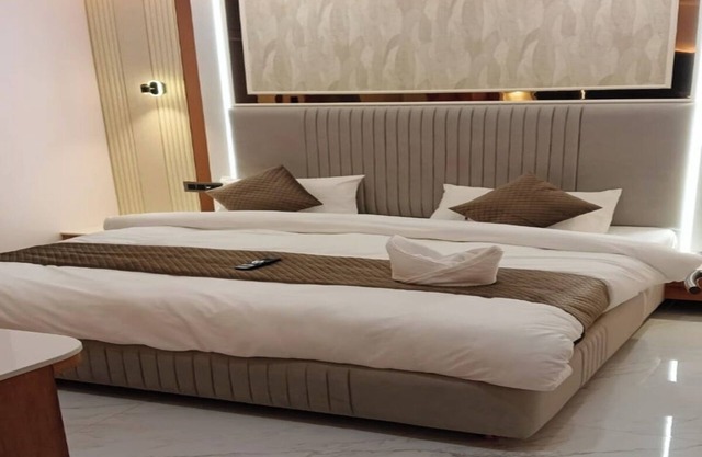 Hotel Spring Vilas