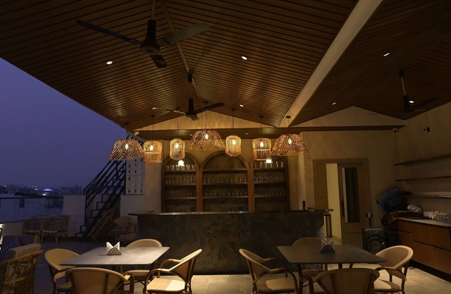 Hotel Varshish Inn