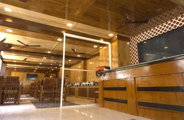 Hotel Vasudeva Inn