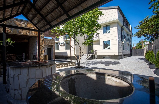 Hotel West Way