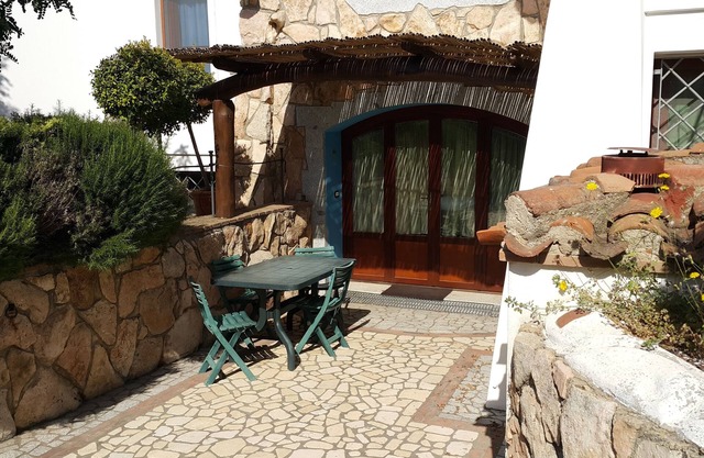 House 100 meters from the sea, free and equipped beach