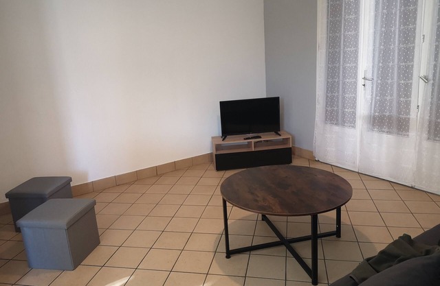 House 10min from Beauval Zoo