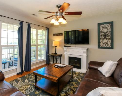 House #16 - Weiss Decision - (No pets) Lake View