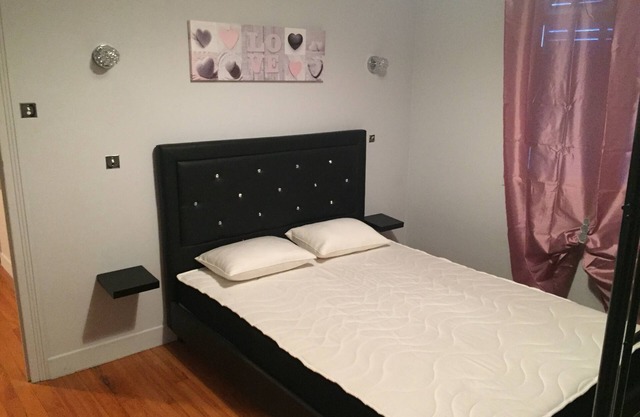 House 8 min Luz St Sauveur