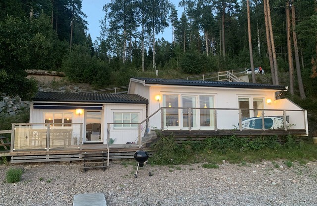 House at the lake, 4 pers, rowing boat
