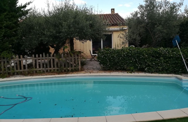 House with swimming pool, 4 bedrooms, near pic saint loup, 20mn montpellier.