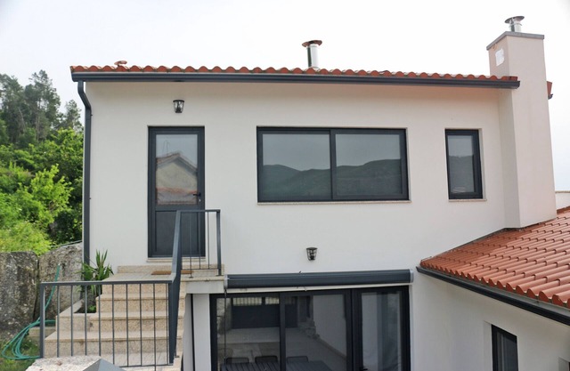 House in Gerês for 2 people with fireplace