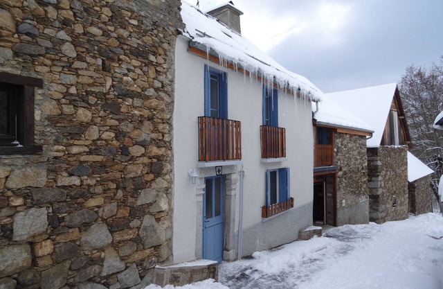 House in small mountain village near Peyragudes/Superbagnères/Luchon