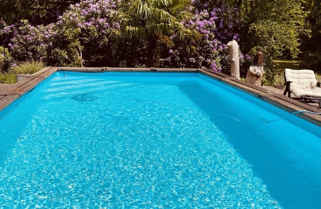 House in the heart of the Landes forest 20 minutes from the coast