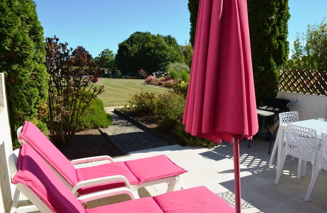 House N° 1- Tt Cft, 3*. Free WiFi. Private terrace, Swimming pool 28°, Tennis