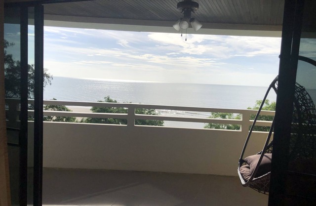 House of Serenity @ Grand Condotel Cha Am beach front