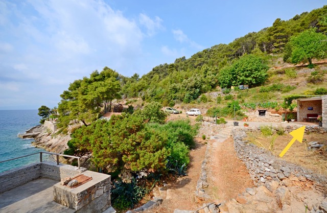 House Slavka (30542-K1) - Gdinj - island Hvar