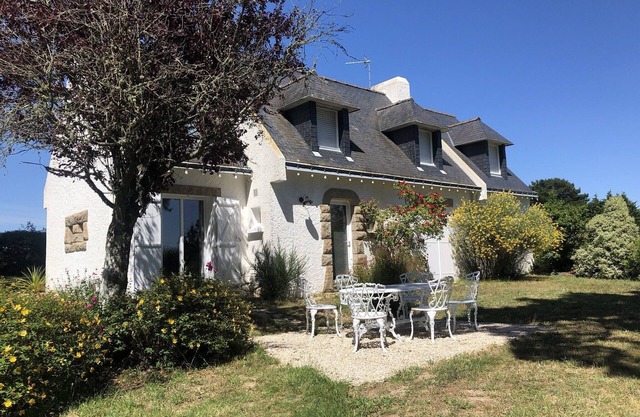 House with lovely garden