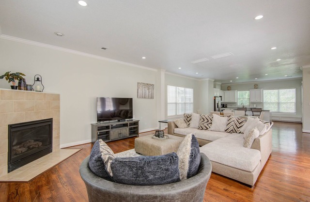 Houston Galleria Luxury Home.