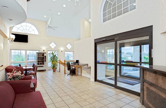 Howard Johnson by Wyndham Blackwood Near Philadelphia