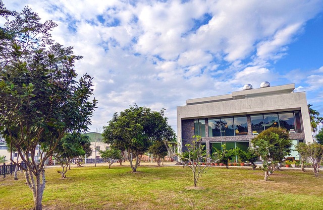 Hoyu House